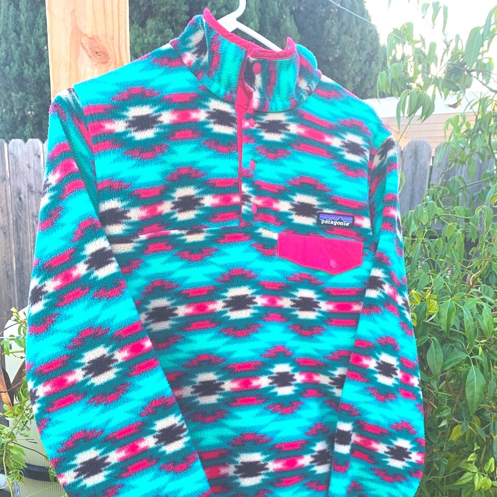 Geo patterned Patagonia Synchilla
